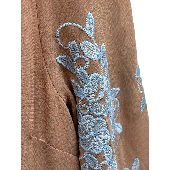 Free the Roses Floral Embroidered Chiffon Mini Dress Small Nude Blue NWT - Picture 4 of 10